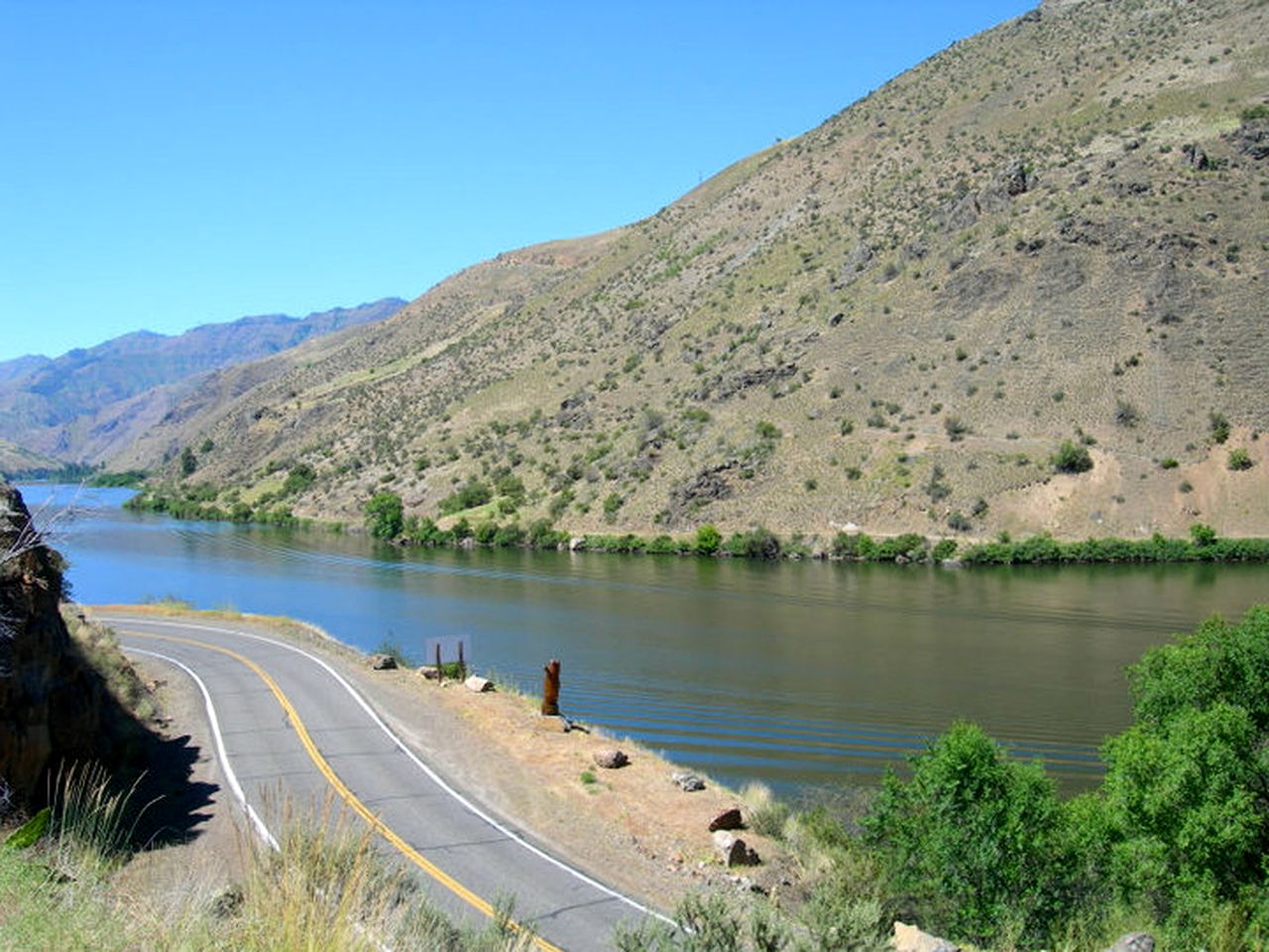 Unique Vacation Rental on Snake River in Oxbow, Oregon