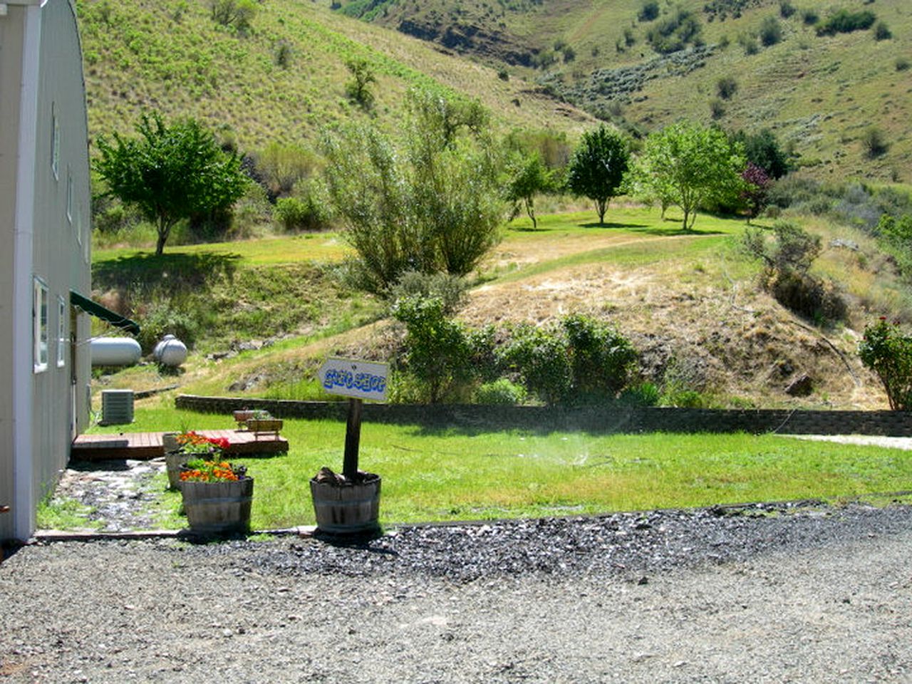 Unique Vacation Rental on Snake River in Oxbow, Oregon