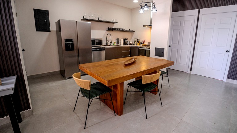 Vacation Rentals (Panama, --, --)