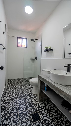 Vacation Rentals (Panama, --, --)