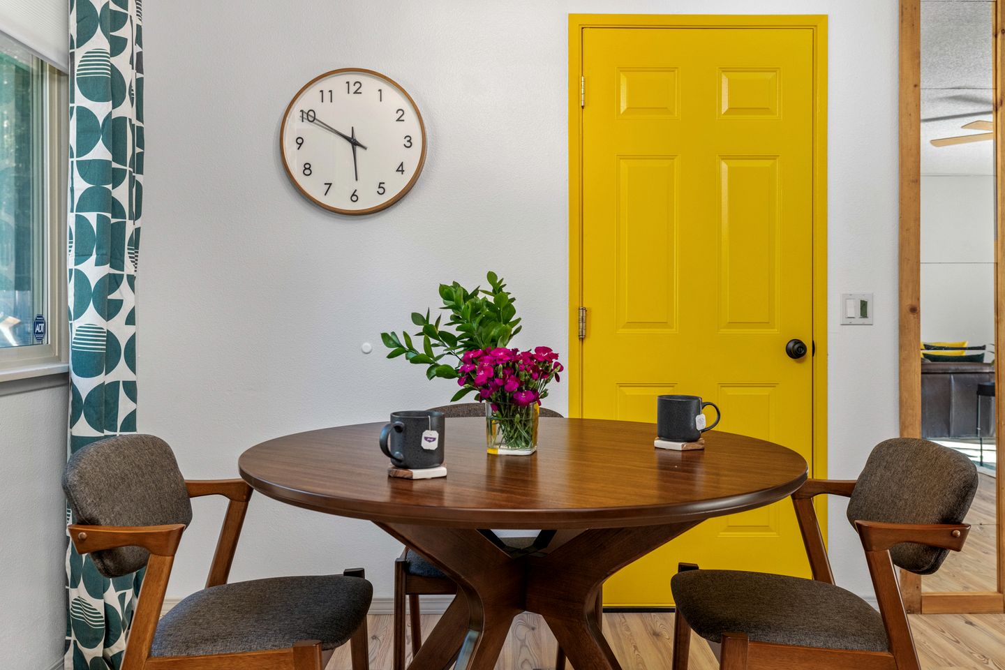 pet-friendly-cottage-hemlock-trees-near-olympic-discovery-trailhead-port-angeles-washington