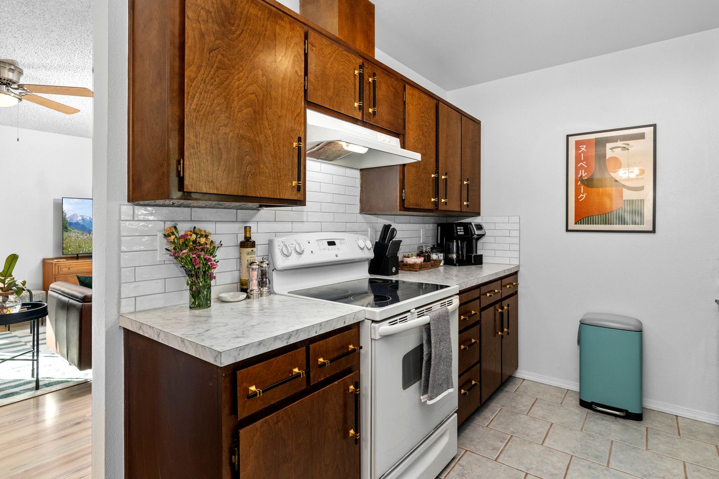 pet-friendly-cottage-hemlock-trees-near-olympic-discovery-trailhead-port-angeles-washington