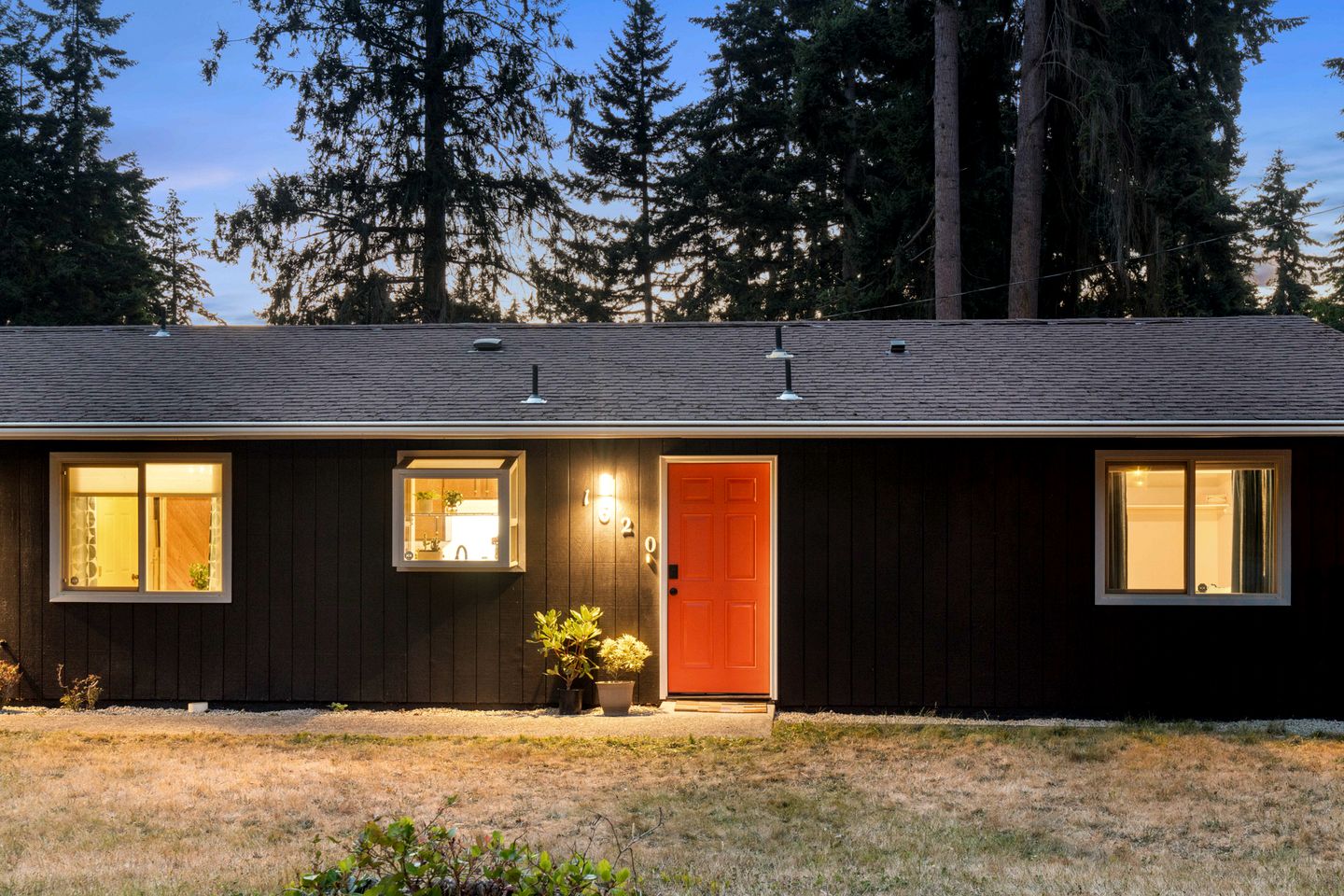 pet-friendly-cottage-hemlock-trees-near-olympic-discovery-trailhead-port-angeles-washington