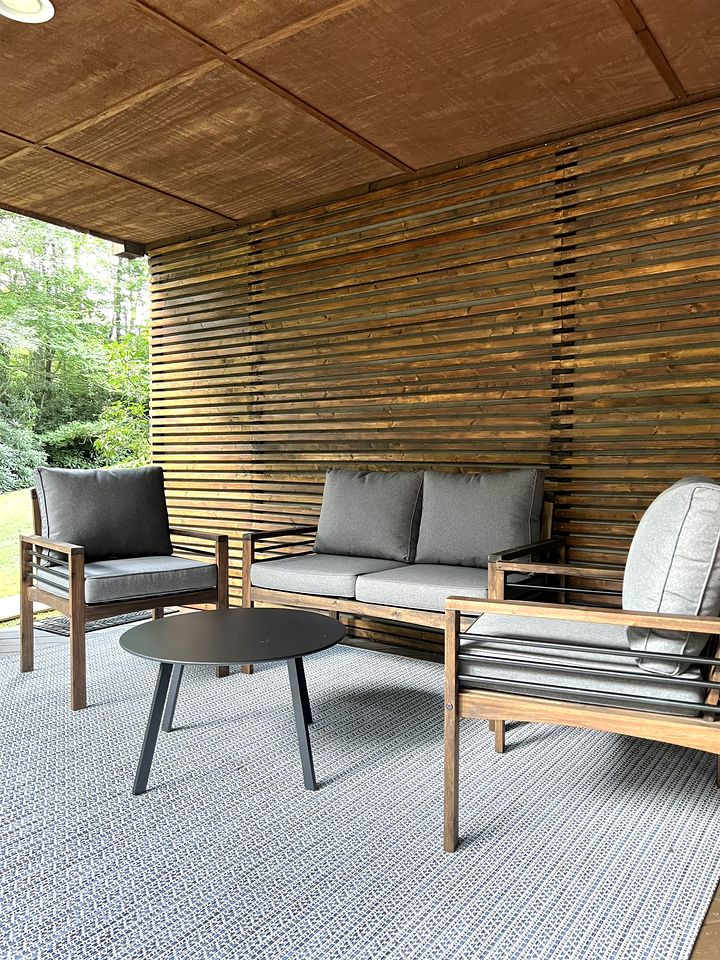 Tranquil Mountain Escape with Outdoor Decks, Fireplace & Scenic Charm in Blowing Rock, North Carolina