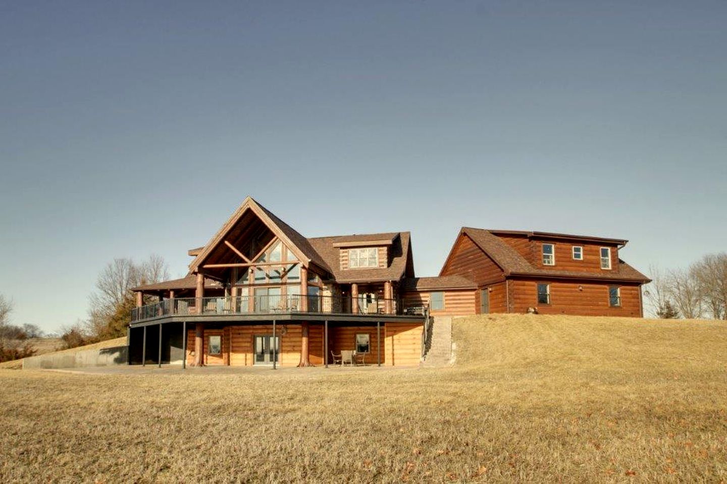 Private Cabin Getaway near Quincy, Illinois