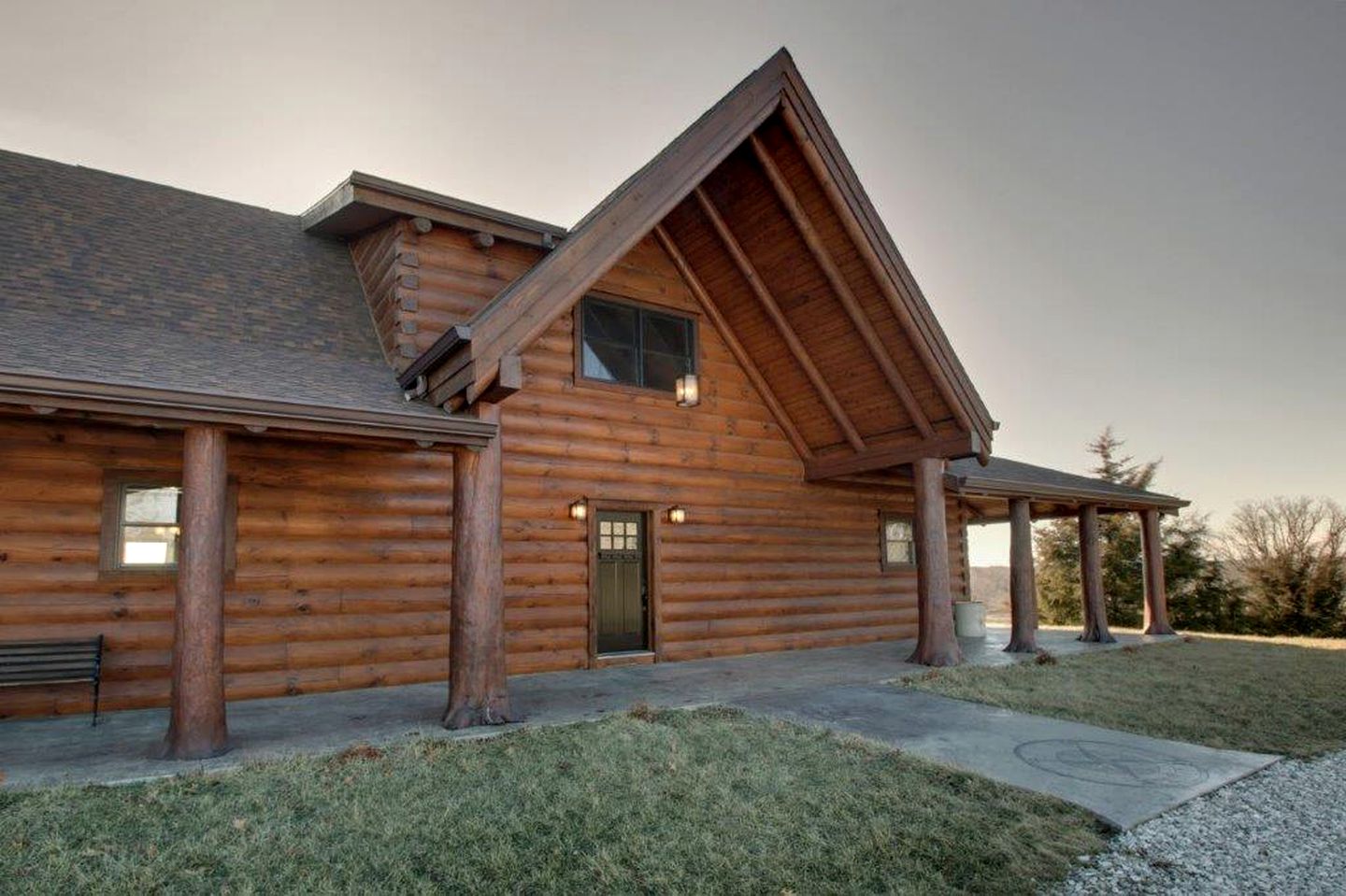 Private Cabin Getaway near Quincy, Illinois