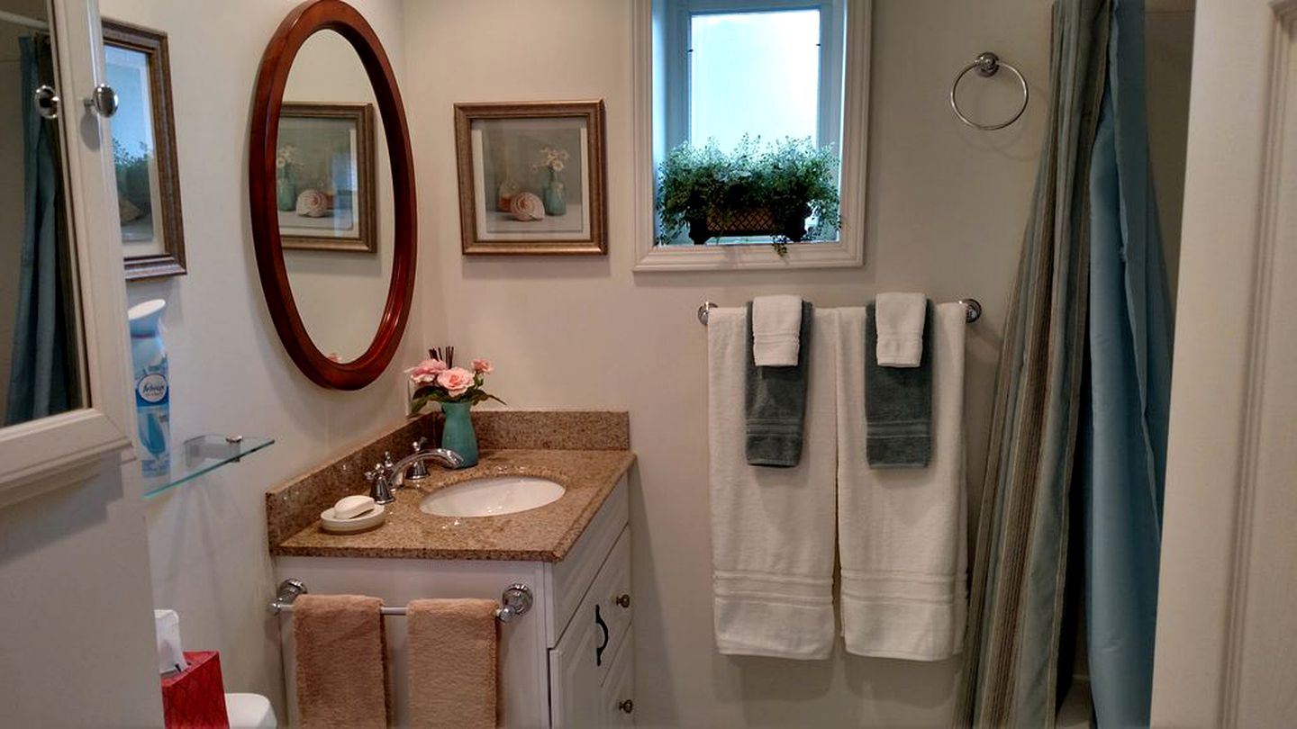 Charming Cabin with a Gorgeous Lawn and Patio in White Lake, Michigan