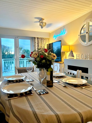 Vacation Rentals (United Kingdom, --, --)