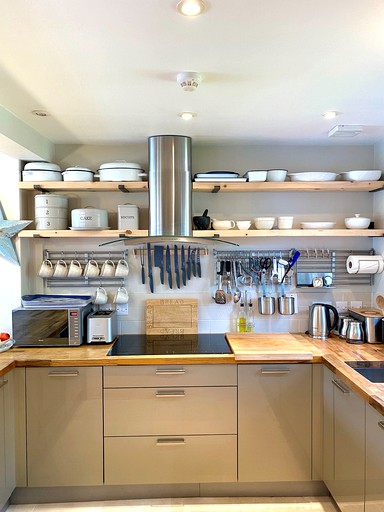 Vacation Rentals (United Kingdom, --, --)