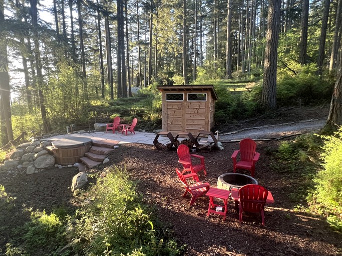 Tree Houses (United States of America, Lummi Island, Washington)