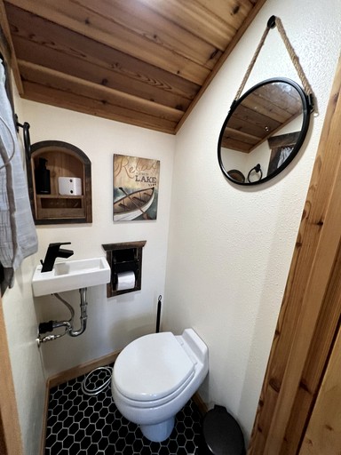 Tree Houses (United States of America, Lummi Island, Washington)