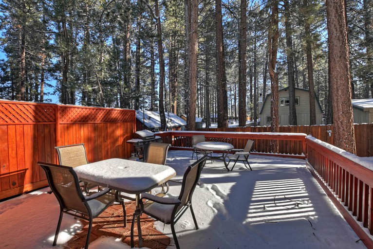 Cabins (United States of America, Big Bear Lake, California)