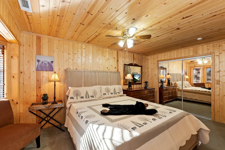 Cabins (United States of America, Big Bear Lake, California)