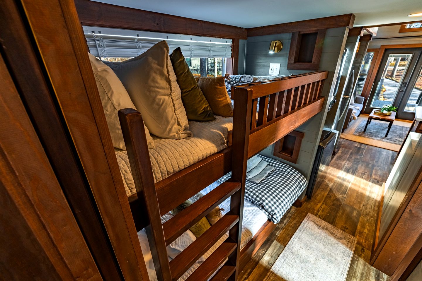 Peaceful Pine Tiny House Retreat with Private Hot Tub & Mountain Views Near South Cumberland State Park, Monteagle, TN