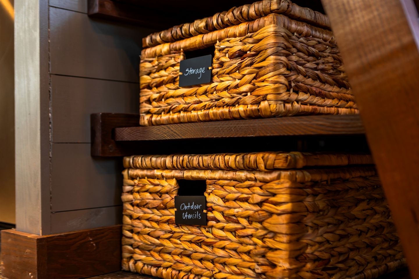 Peaceful Pine Tiny House Retreat with Private Hot Tub & Mountain Views Near South Cumberland State Park, Monteagle, TN