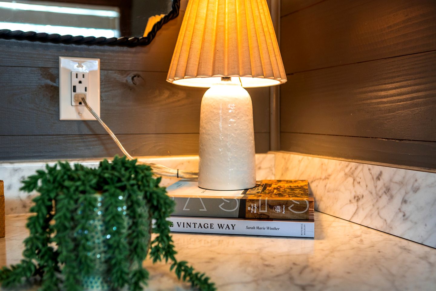 Peaceful Pine Tiny House Retreat with Private Hot Tub & Mountain Views Near South Cumberland State Park, Monteagle, TN