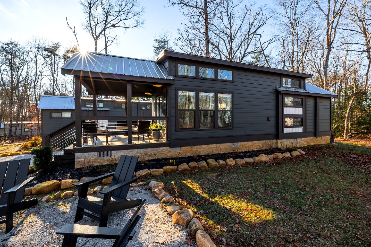 Peaceful Pine Tiny House Retreat with Private Hot Tub & Mountain Views Near South Cumberland State Park, Monteagle, TN