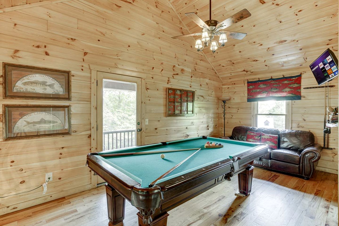 Charming Cabin for Group Glamping Experiences near Atlanta, Georgia