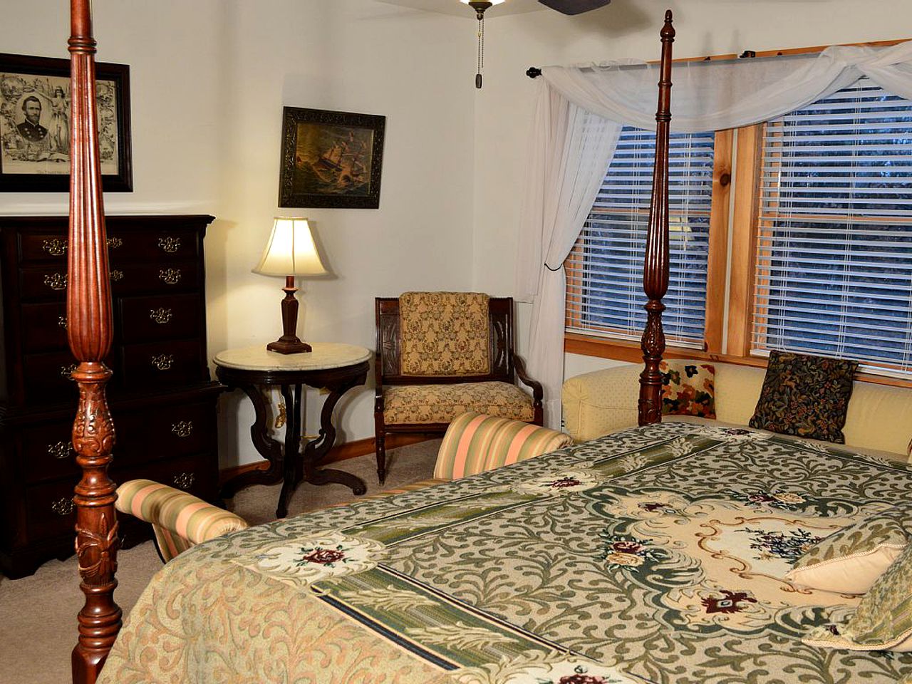 Enormous Family-Friendly Cabin Rental in Shawangunk Mountains, New York