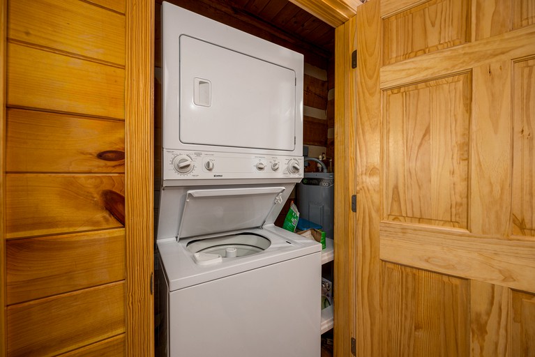 Cabins (United States of America, Cosby, Tennessee)