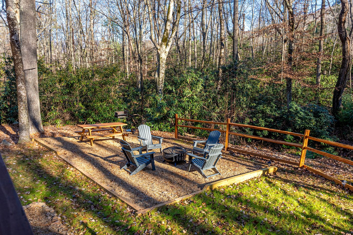 Rustic-Chic Tennessee Glamping Hideaway with Hot Tub in Cosby