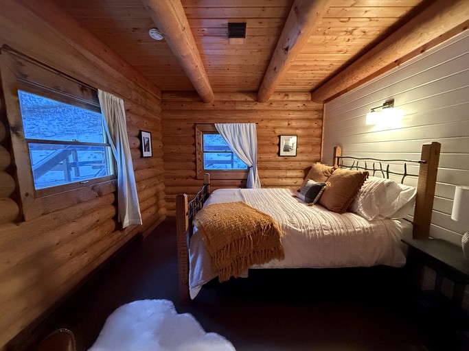 Cabins (United States of America, McAllister, Montana)