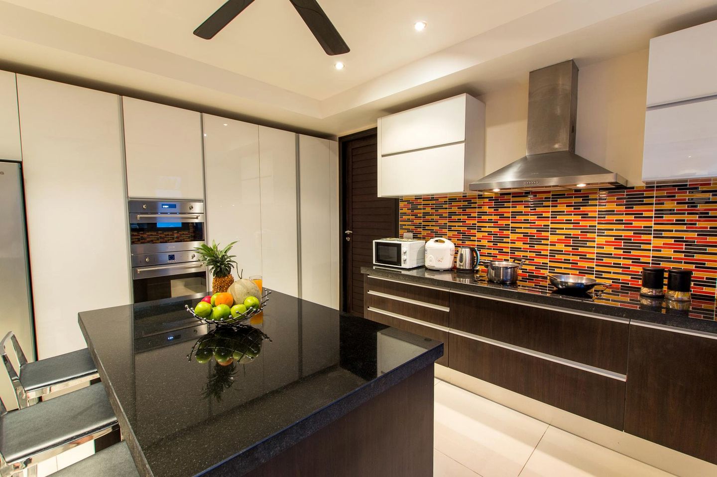 Enjoyable Villa with Swimming Pool and Fantastic Sights in Rawai, Phuket Island