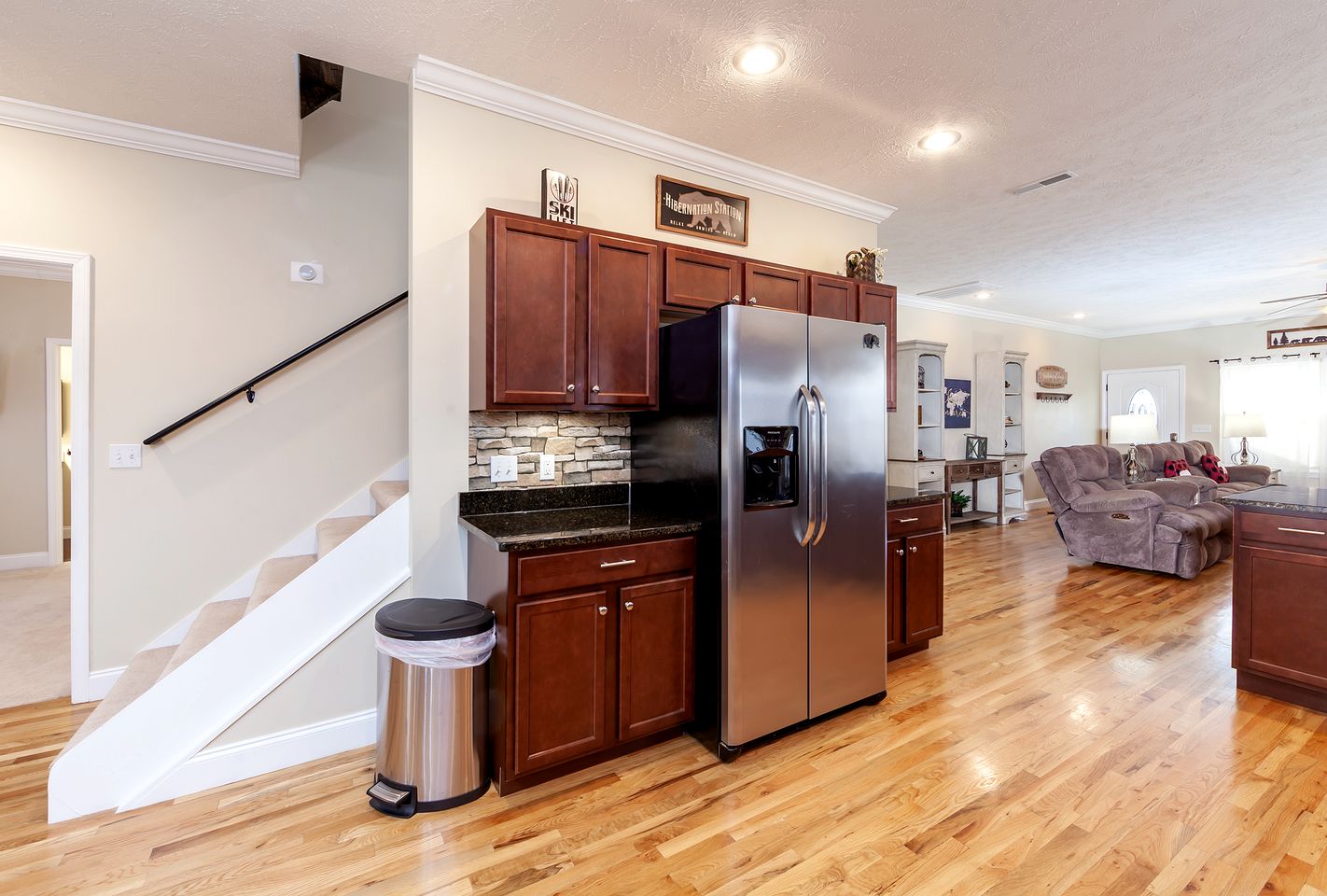 Amazing Cabin with Games and Hot-tub in Sevierville, Tennessee