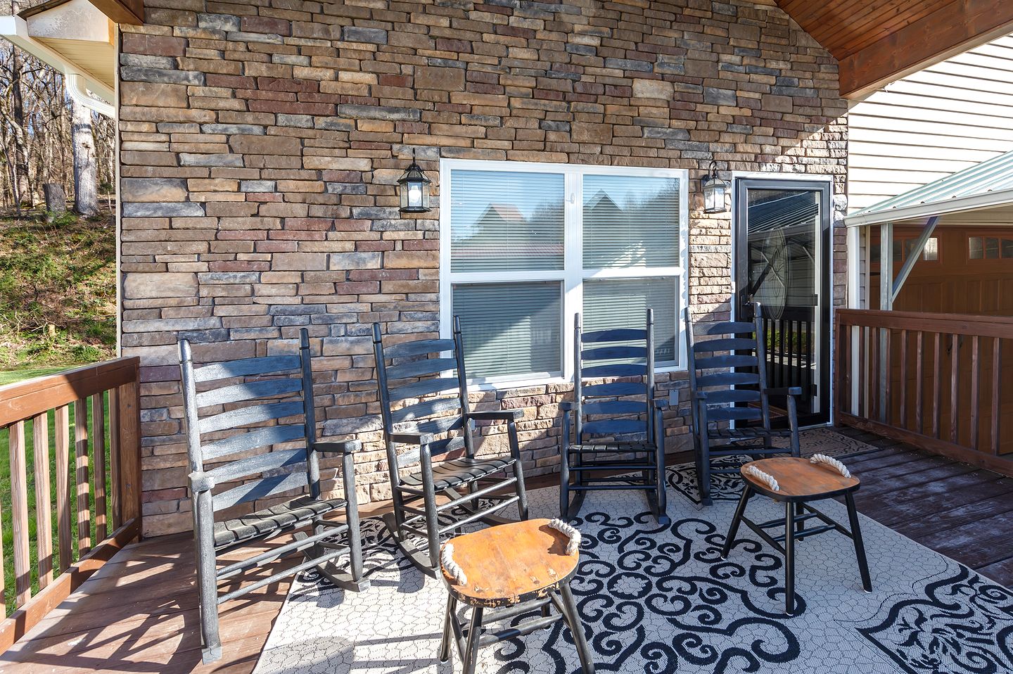 Amazing Cabin with Games and Hot-tub in Sevierville, Tennessee