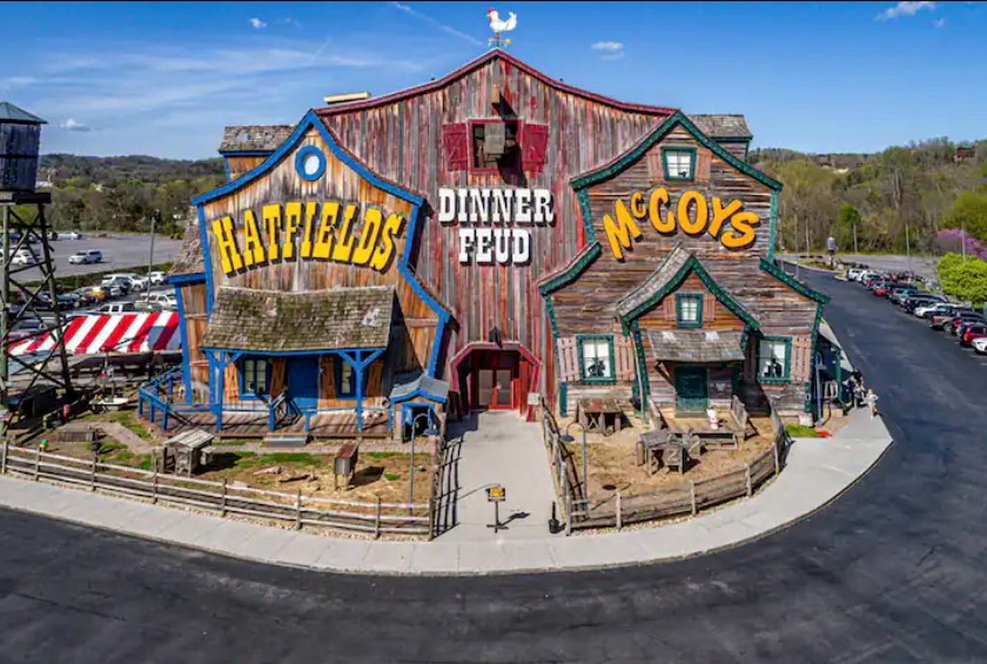 Amazing Cabin with Games and Hot-tub in Sevierville, Tennessee