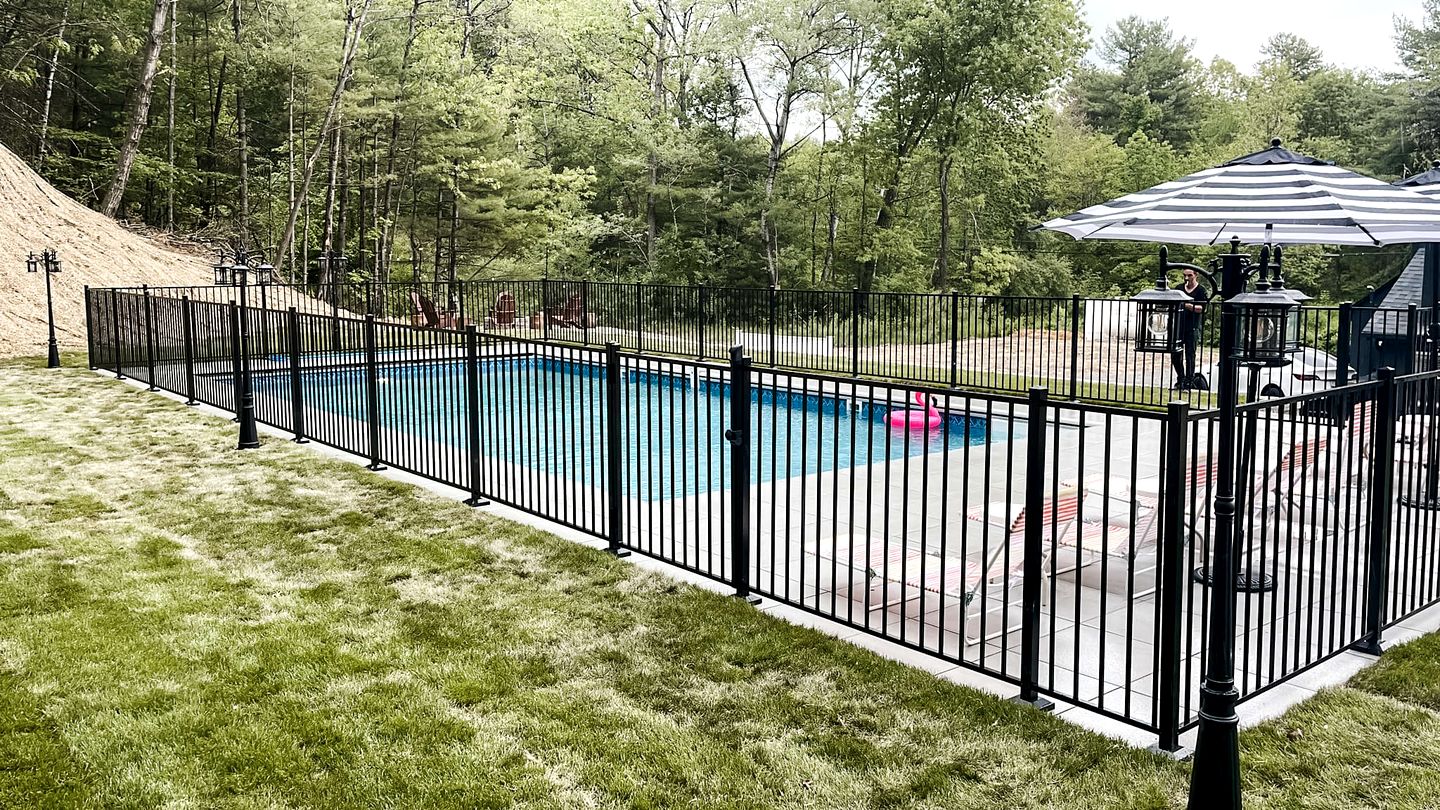 Delightful Cabin with Private Pool, Jacuzzi and Fire Pit in NY