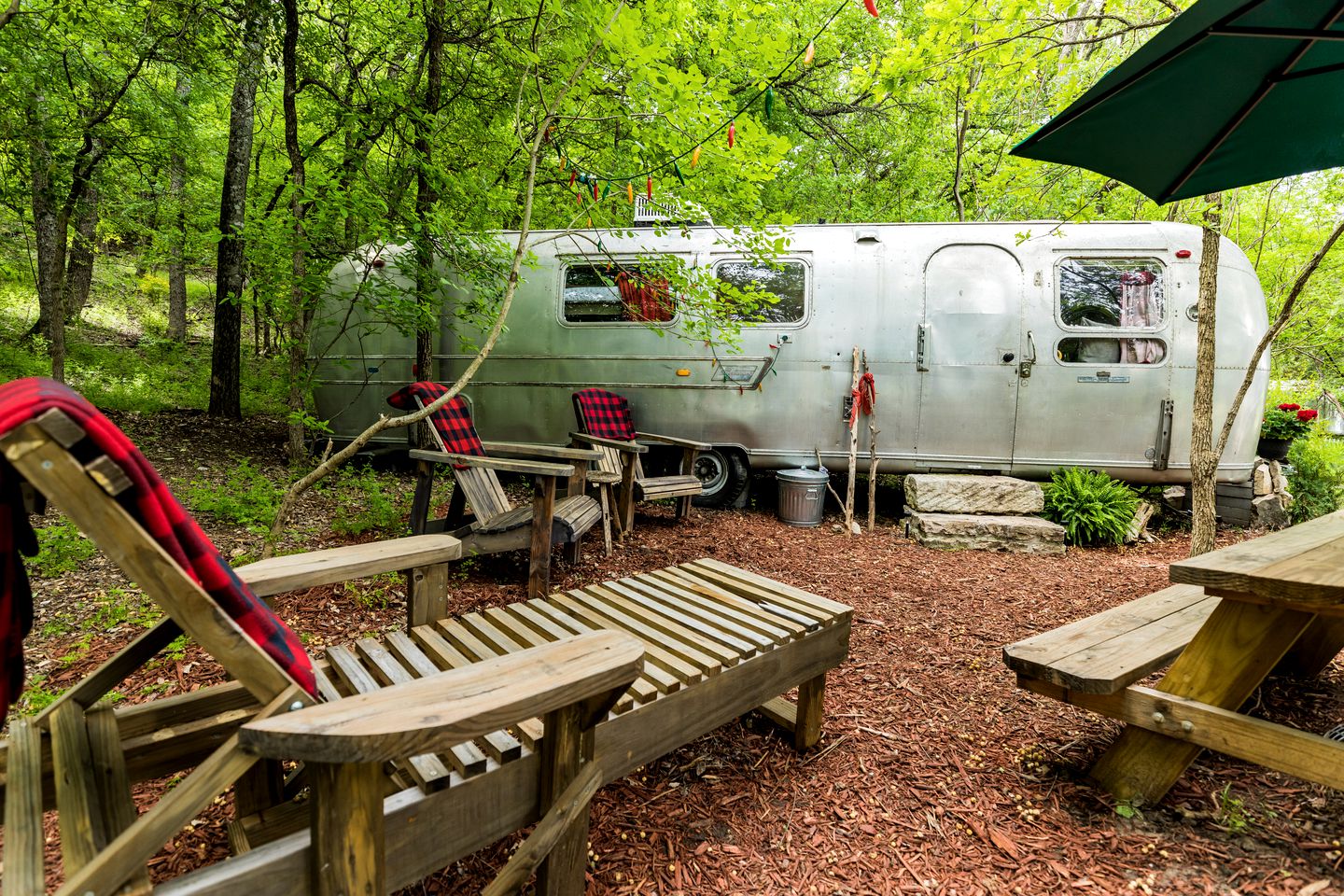 Fully Furnished Airstream for a Vacation in the Woods near Fort Worth, Texas