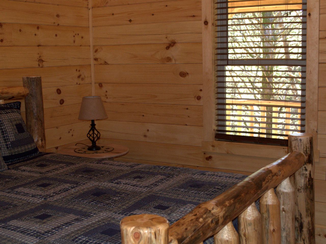 Woodland Cabin Rental near High Bridge Trail State Park in Prince Edward County, Virginia