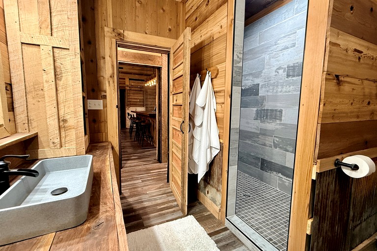 Cabins (United States of America, Goreville, Illinois)