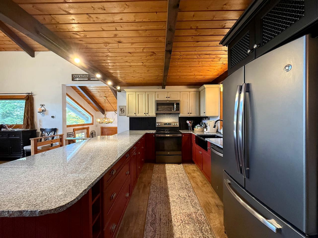 Scenic Mountain Escape with Hot Tub near Attitash Resort in Bartlett, New Hampshire