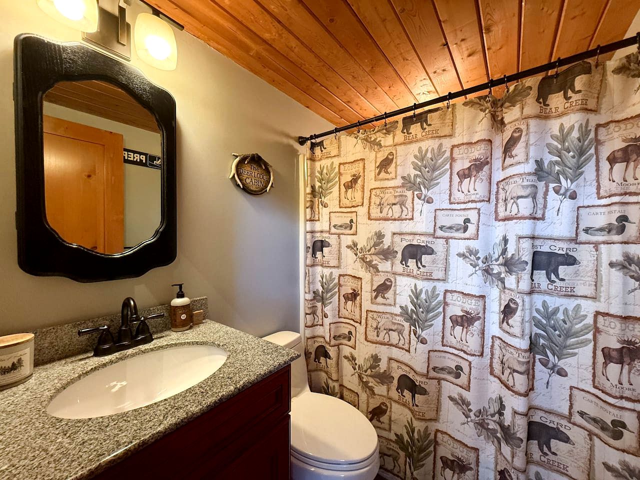 Scenic Mountain Escape with Hot Tub near Attitash Resort in Bartlett, New Hampshire