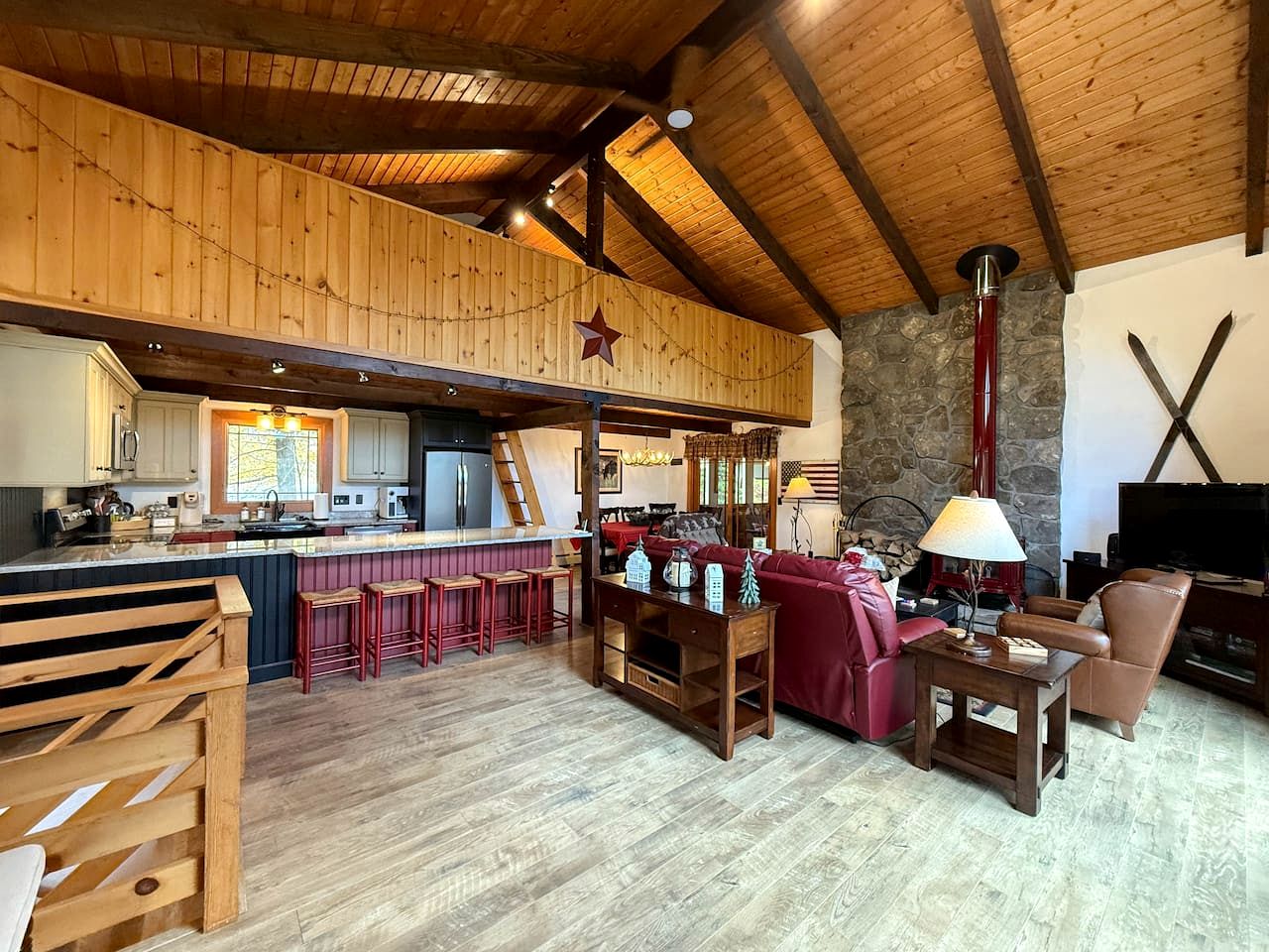 Scenic Mountain Escape with Hot Tub near Attitash Resort in Bartlett, New Hampshire