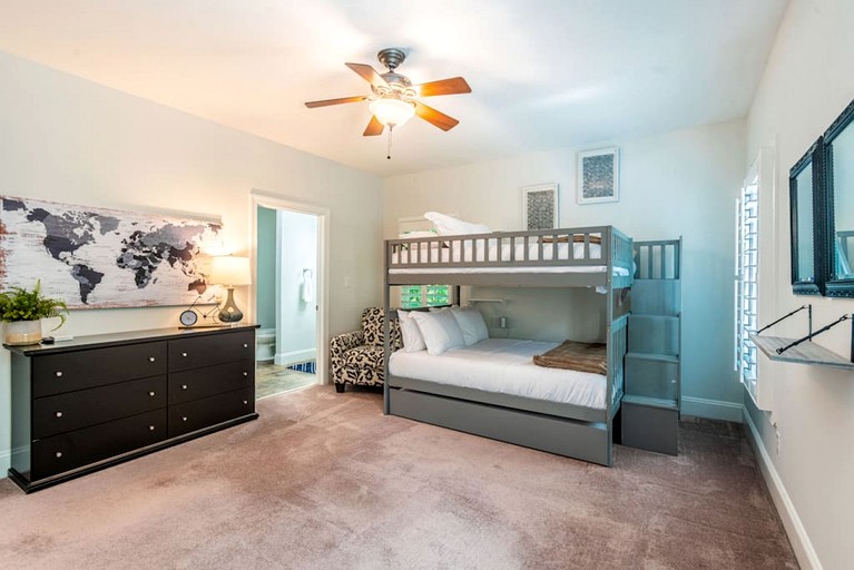 Vacation Rentals (United States of America, Charlotte, North Carolina)