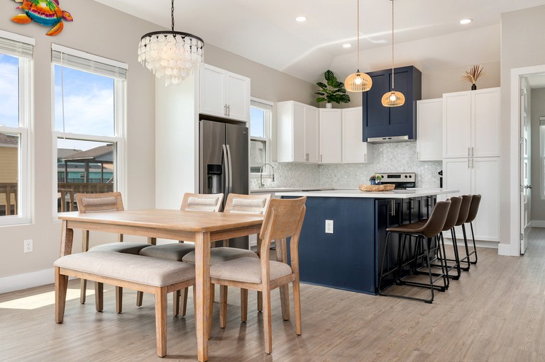 Beach Houses (United States of America, Crystal Beach, Texas)