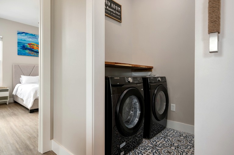 Beach Houses (United States of America, Crystal Beach, Texas)