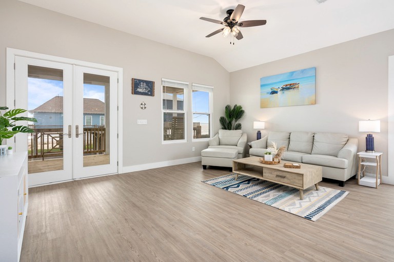 Beach Houses (United States of America, Crystal Beach, Texas)