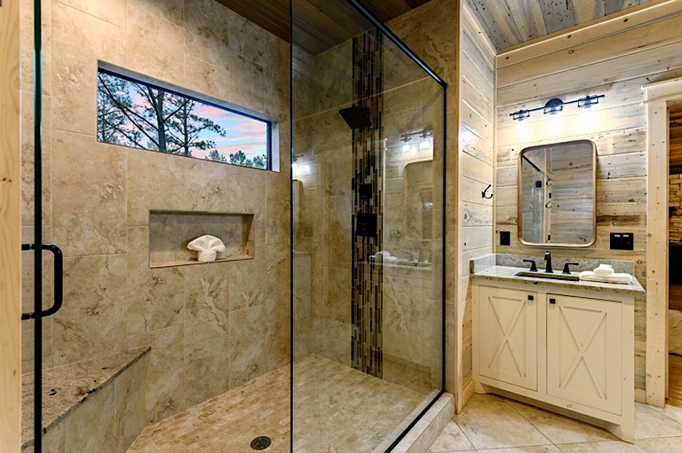 Cabins (United States of America, Broken Bow, Oklahoma)