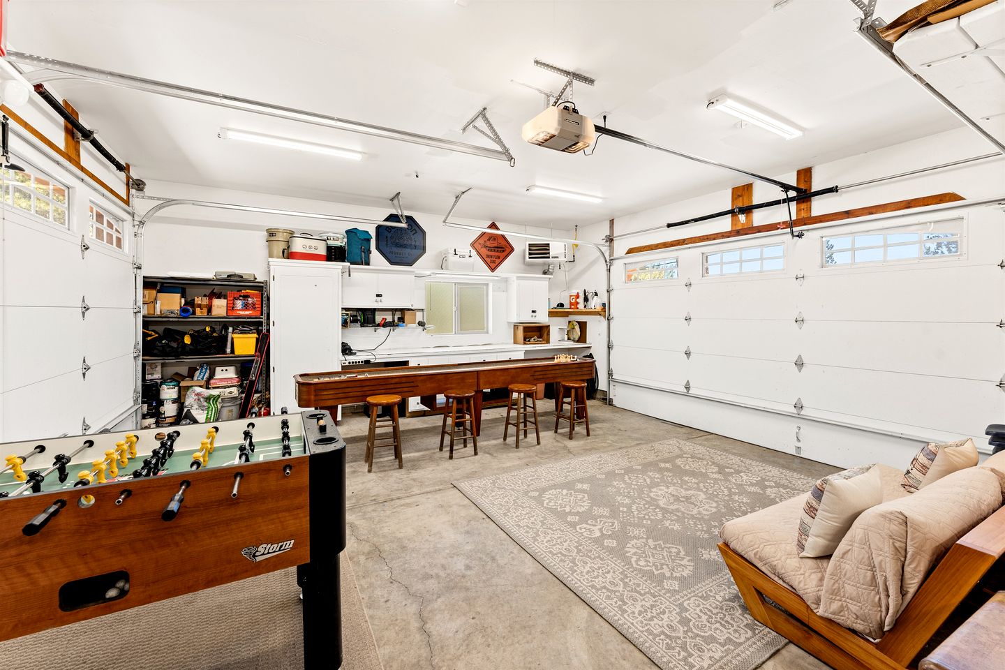 Enchanting Vacation Rental Retreat near Truckee River in California’s Majestic Sierra Nevada