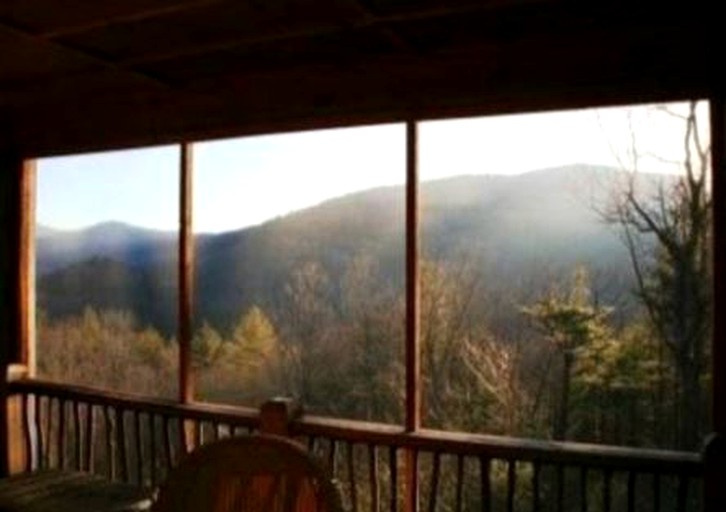 Cabins (Highlands, North Carolina, United States)