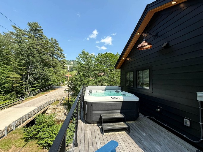 Cabins (United States of America, North Conway, New Hampshire)