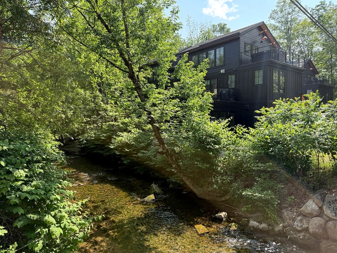 Cabins (United States of America, North Conway, New Hampshire)
