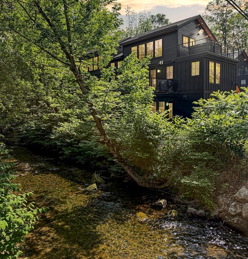 Cabins (United States of America, North Conway, New Hampshire)