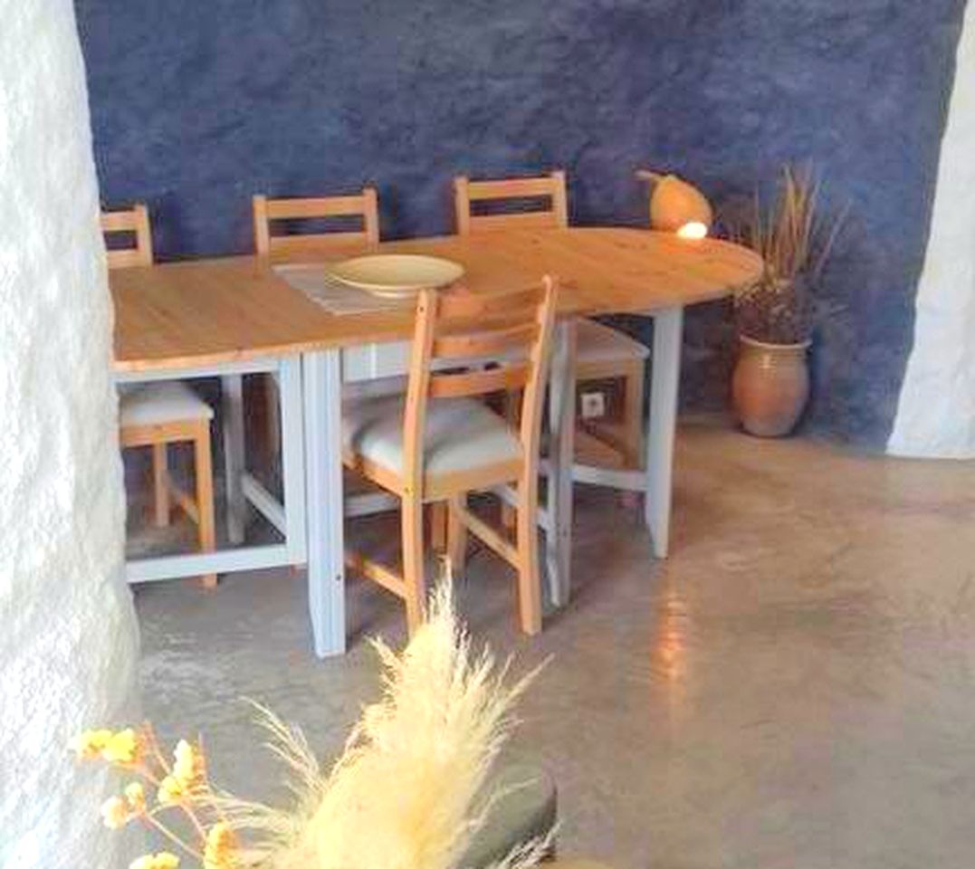 Wonderful Cave Suite in the Countryside of Andalusia, Spain
