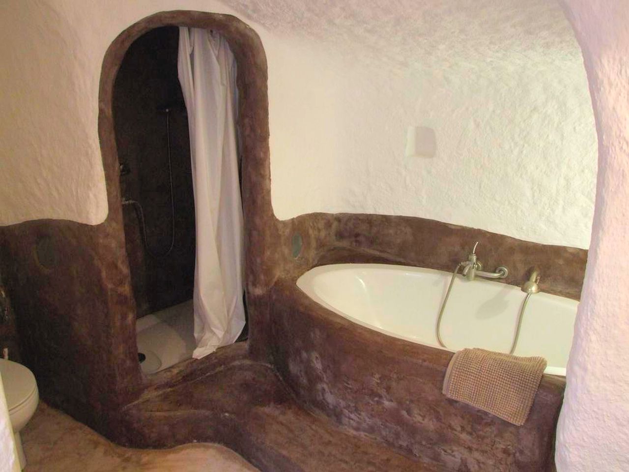 Wonderful Cave Suite in the Countryside of Andalusia, Spain