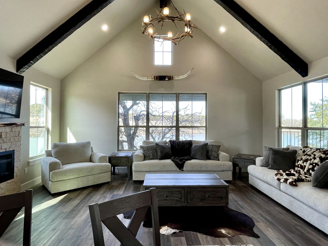 Delightful Ranch Retreat with Pool, Private Deck and Hiking Trails in Texas